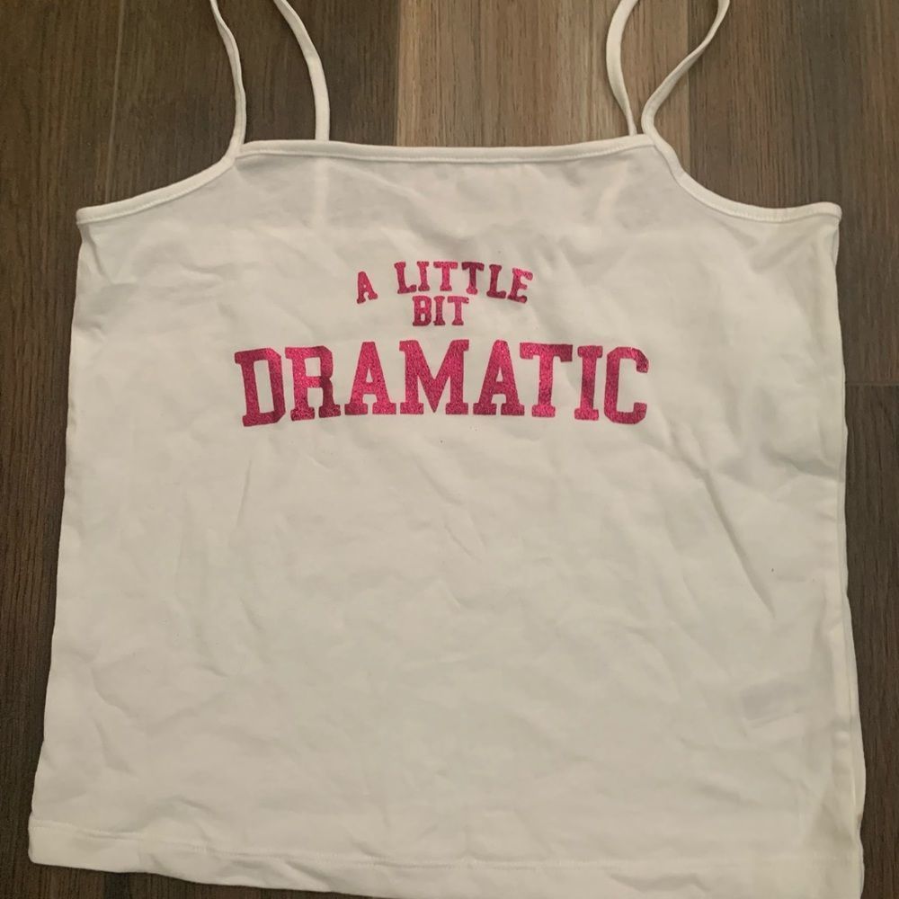 A little bit dramatic baby crop - Picture 2 of 3